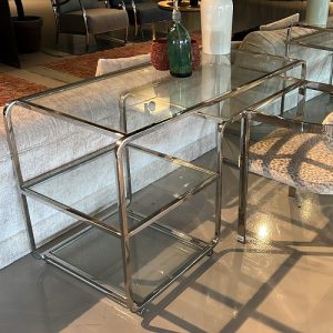 CURVE DESK 140X60X78 W/GLASS - OUTLET