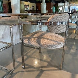 GENDER DINING SOFA - OUTLET